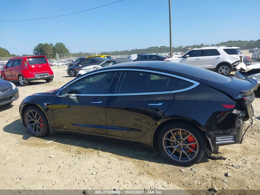VIN 5YJ3E1EB3KF208621 2019 TESLA MODEL 3 LONG RANGE/PERFORMANCE