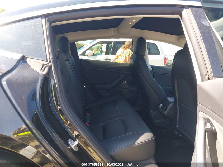 VIN 5YJ3E1EB3KF208621 2019 TESLA MODEL 3 LONG RANGE/PERFORMANCE