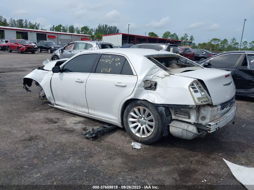 2013 CHRYSLER 300 - 2C3CCAAGXD8520539