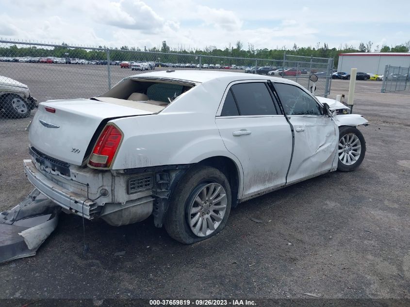 2013 CHRYSLER 300 - 2C3CCAAGXD8520539