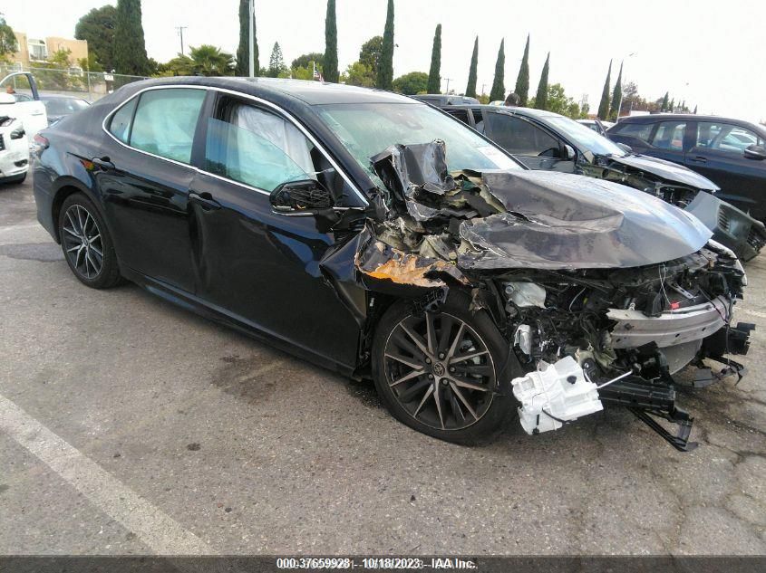 2022 TOYOTA CAMRY SE - 4T1G11AK3NU669389