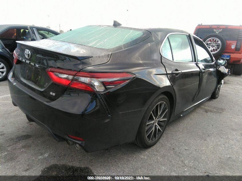 2022 TOYOTA CAMRY SE - 4T1G11AK3NU669389