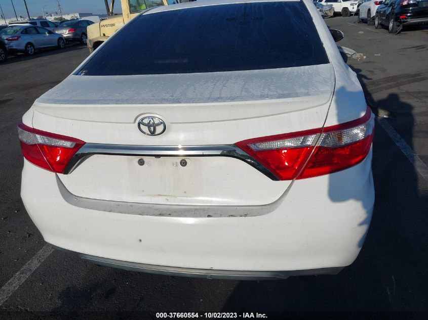 2015 TOYOTA CAMRY SE - 4T1BF1FK5FU012521
