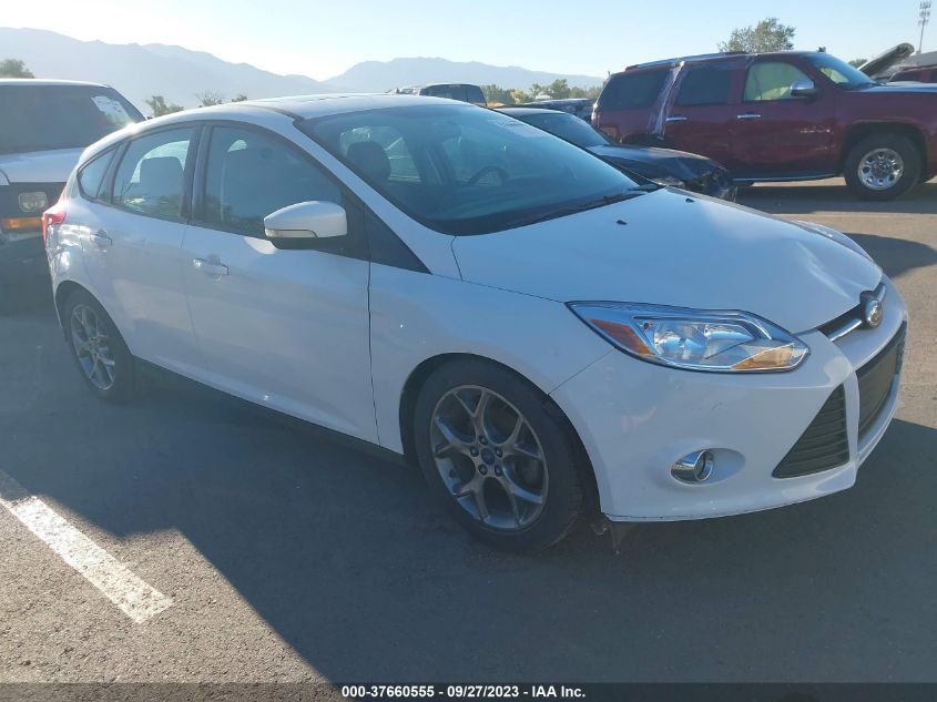 2014 FORD FOCUS SE - 1FADP3K28EL327979