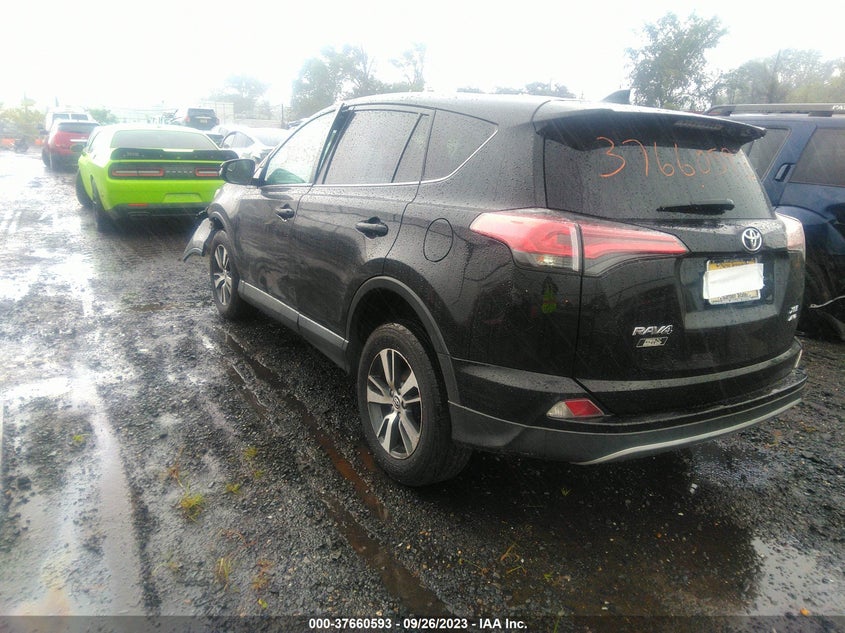 VIN 2T3RFREV7JW696027 2018 TOYOTA RAV4 XLE/ADVENTURE