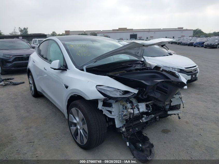 2021 TESLA MODEL Y - 5YJYGDEE0MF086525