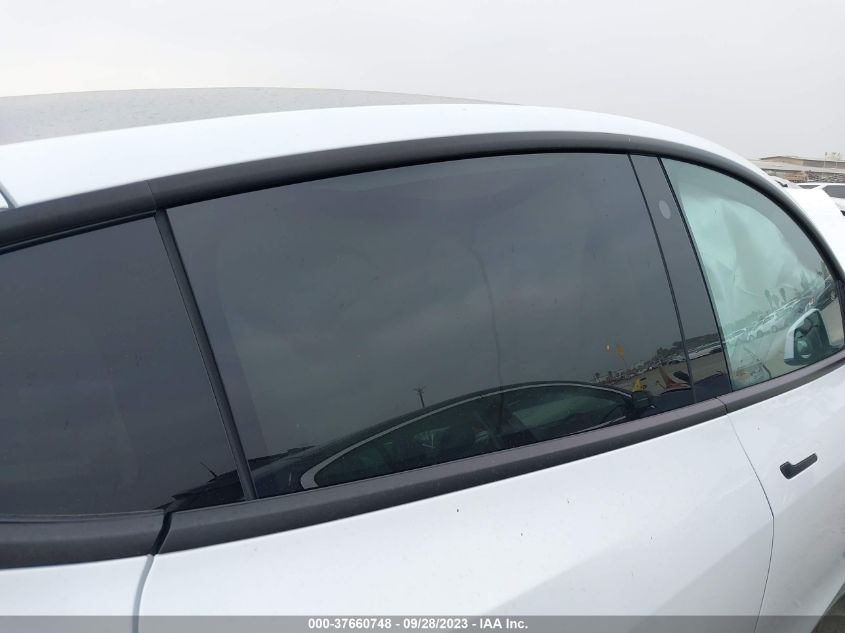 2021 TESLA MODEL Y - 5YJYGDEE0MF086525