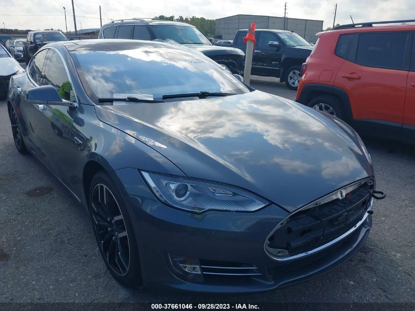 2014 TESLA MODEL S - 5YJSA1H14EFP31760