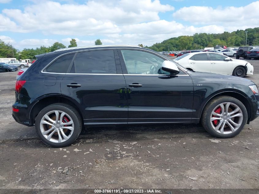 2017 AUDI SQ5 PREMIUM PLUS - WA1CCAFP5HA008822
