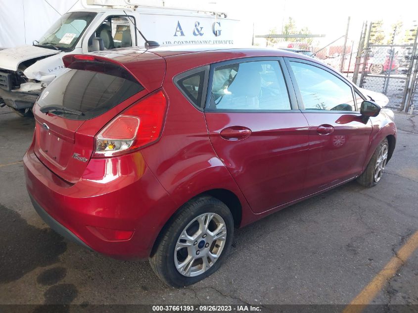 2014 FORD FIESTA SE - 3FADP4EJ4EM179935