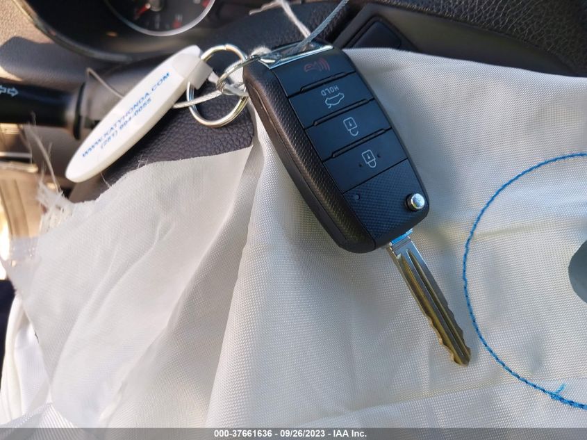 2017 KIA FORTE LX - 3KPFK4A74HE010556