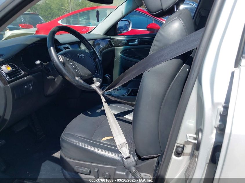 2013 HYUNDAI GENESIS 3.8L - KMHGC4DDXDU243125