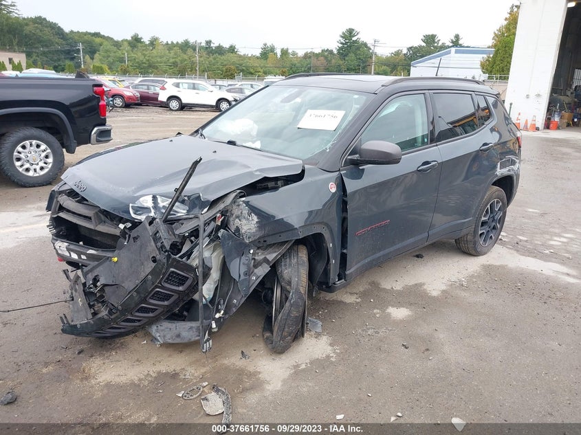 VIN 3C4NJDDB4JT501497 2018 JEEP COMPASS TRAILHAWK