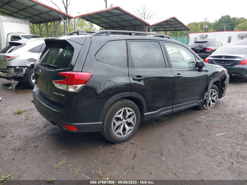 JF2SKAEC5PH427991 Subaru Forester PREMIUM 4