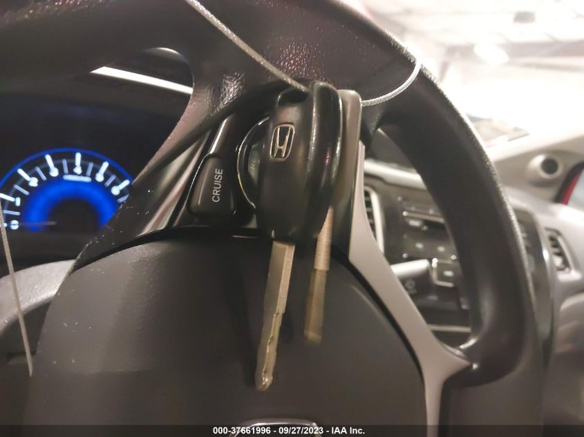 2013 HONDA CIVIC CPE LX 2HGFG3B50DH525756