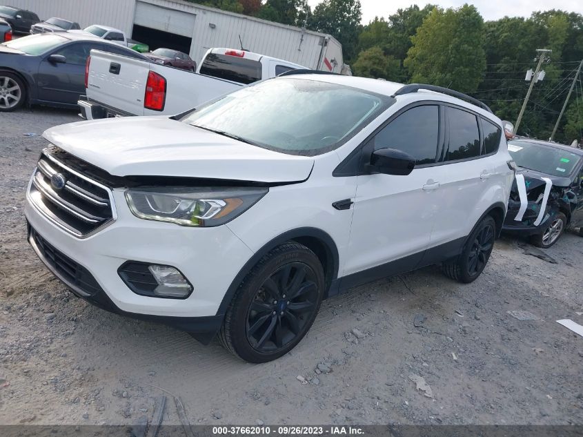 2017 FORD ESCAPE SE - 1FMCU0G99HUA67704
