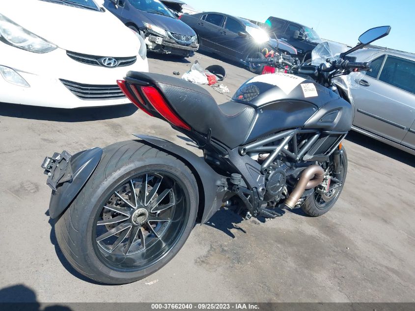 2015 DUCATI DIAVEL - ZDM13BSW3FB026702
