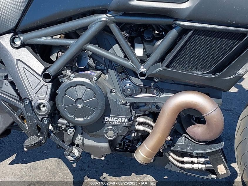 2015 DUCATI DIAVEL - ZDM13BSW3FB026702