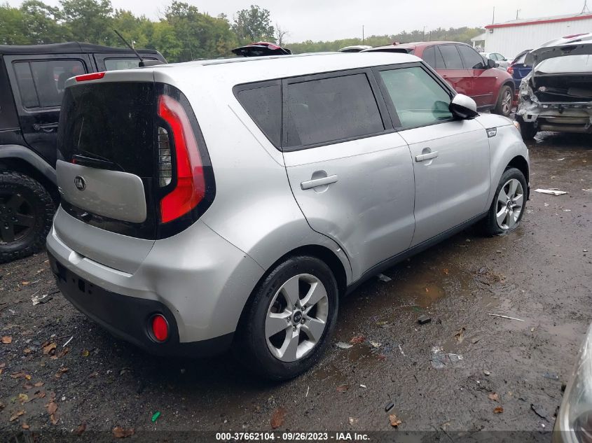 KNDJN2A28K7641733 Kia Soul BASE 4