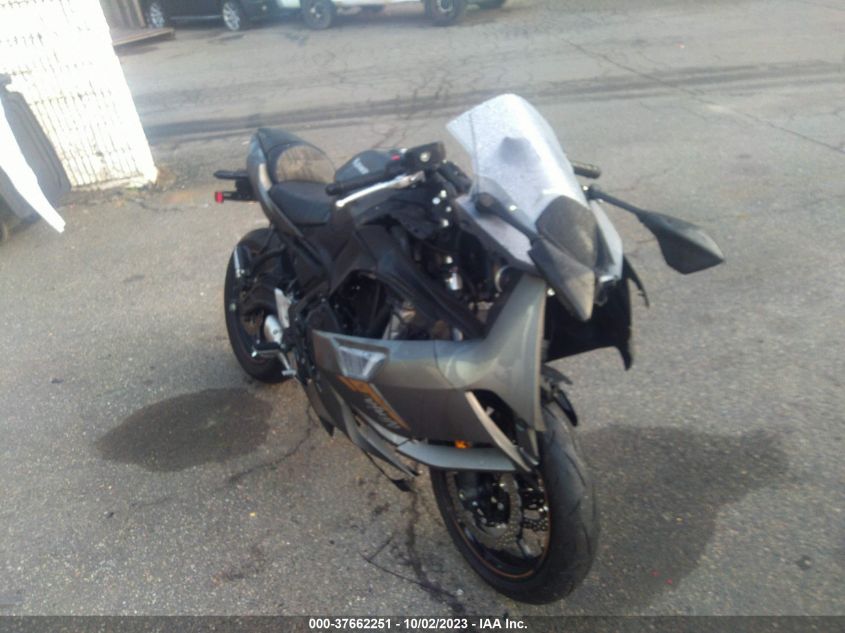 2023 KAWASAKI EX650 R - ML5EXER15PDA8558