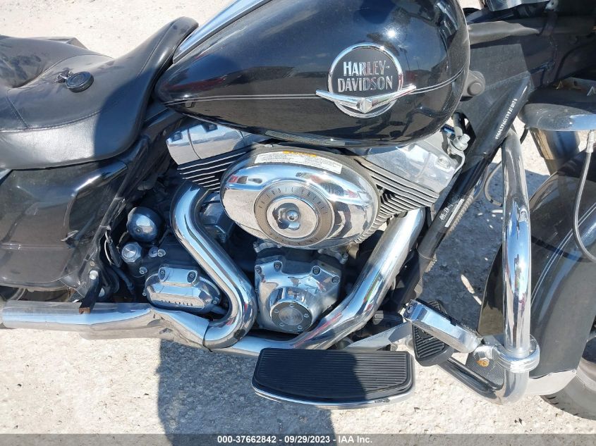2009 HARLEY-DAVIDSON FLHRC 1HD1FR4119Y689098