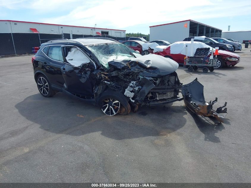 2017 NISSAN ROGUE SPORT SL - JN1BJ1CP6HW003601