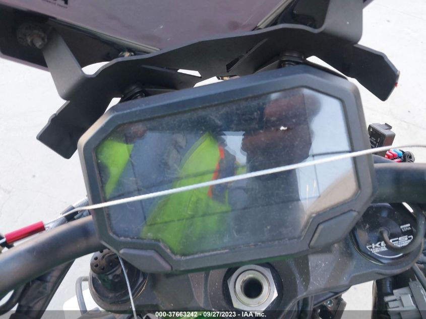 2021 KAWASAKI ZR1000 L - JKAZRCL14MA000161