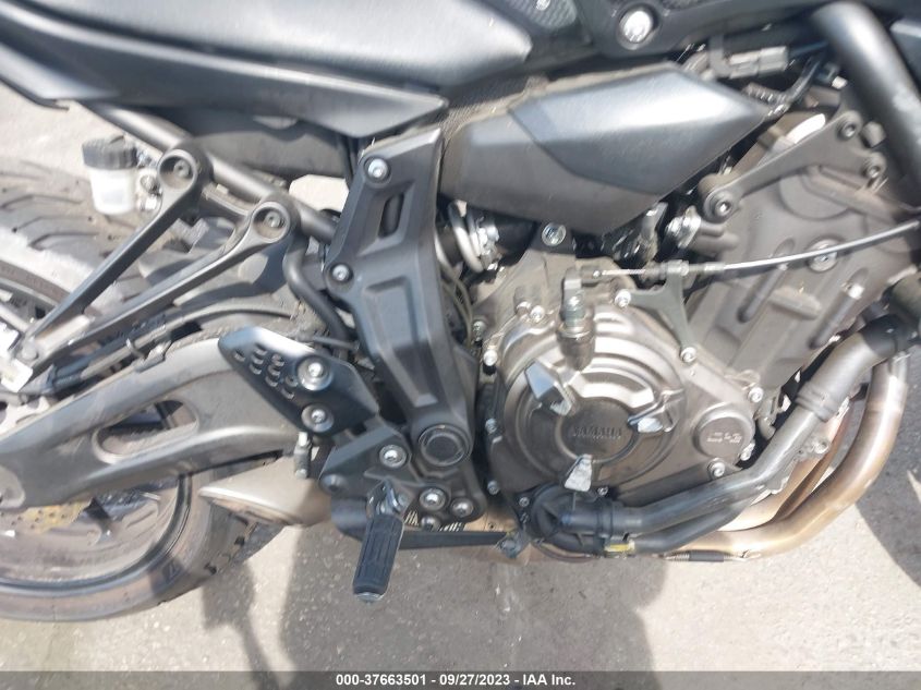 VIN JYARM27YXLA001587 2020 YAMAHA MT07 C