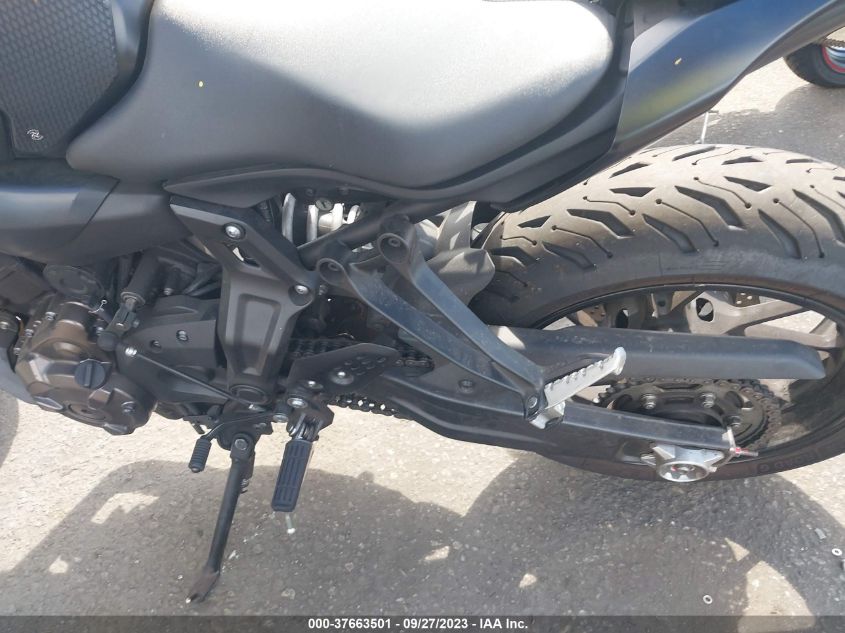 VIN JYARM27YXLA001587 2020 YAMAHA MT07 C