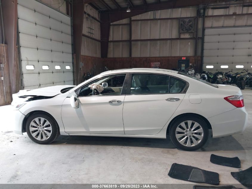2015 HONDA ACCORD SEDAN EX - 1HGCR2F76FA032782