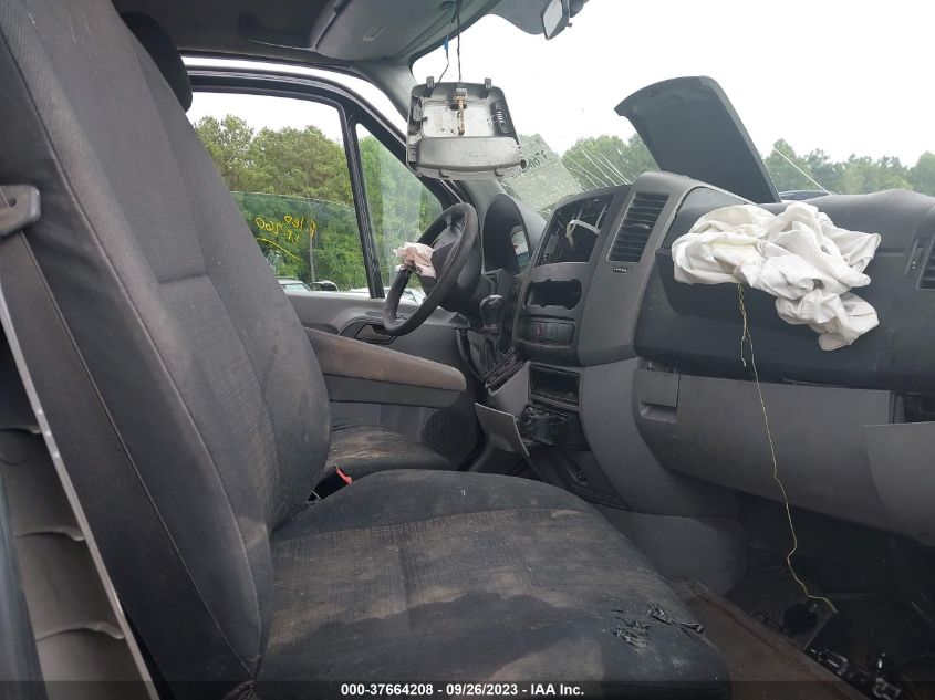 2014 MERCEDES-BENZ SPRINTER CREW VANS WD4PE8DC4E5943480