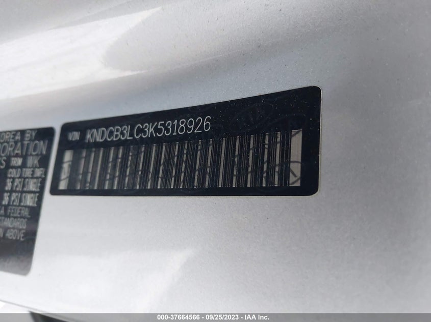 VIN KNDCB3LC3K5318926 2019 KIA NIRO LX