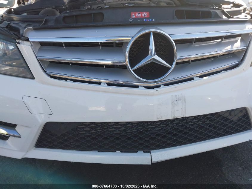 2013 MERCEDES-BENZ C-CLASS C 250 - WDDGF4HB5DA776558
