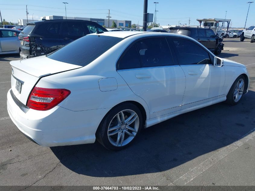 2013 MERCEDES-BENZ C-CLASS C 250 - WDDGF4HB5DA776558
