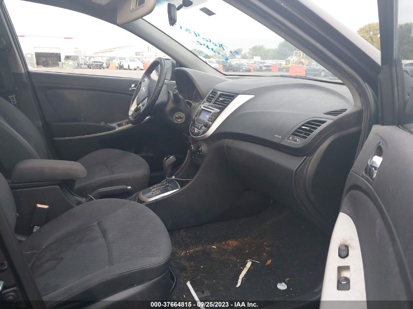 2013 HYUNDAI ACCENT SE - KMHCU5AE7DU108117