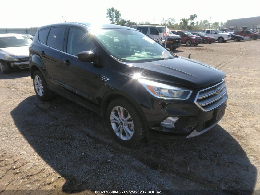 1FMCU9G91HUC53225 2017 FORD ESCAPE, photo no. 1