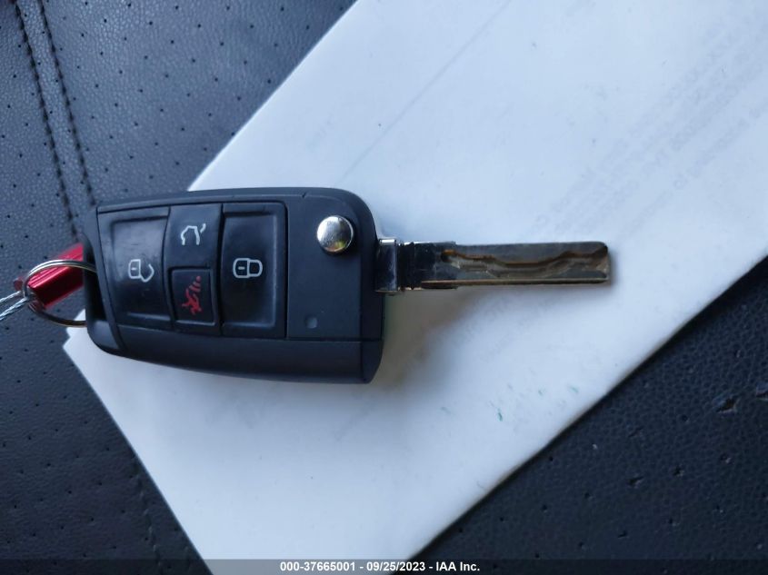 2015 VOLKSWAGEN GOLF TDI SE - 3VWRA7AU3FM046312