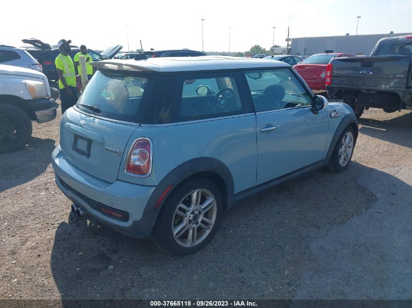 2013 MINI COOPER HARDTOP S WMWSV3C51DT393253