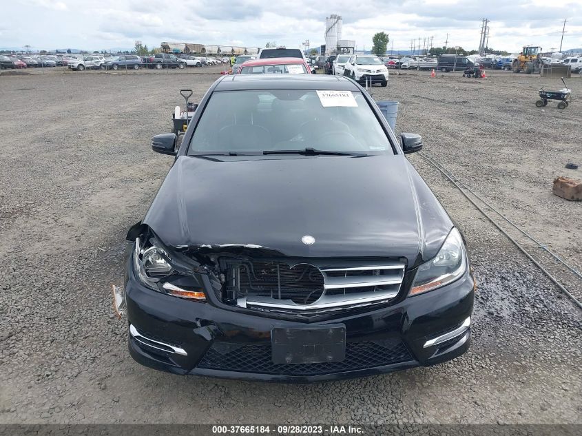 2013 MERCEDES-BENZ C 250 SPORT/LUXURY WDDGF4HB1DA876673