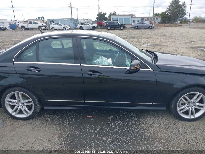 2013 MERCEDES-BENZ C 250 SPORT/LUXURY WDDGF4HB1DA876673