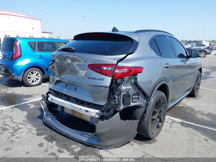 ZASPAKBN9M7C98892 Alfa Romeo Stelvio TI 4