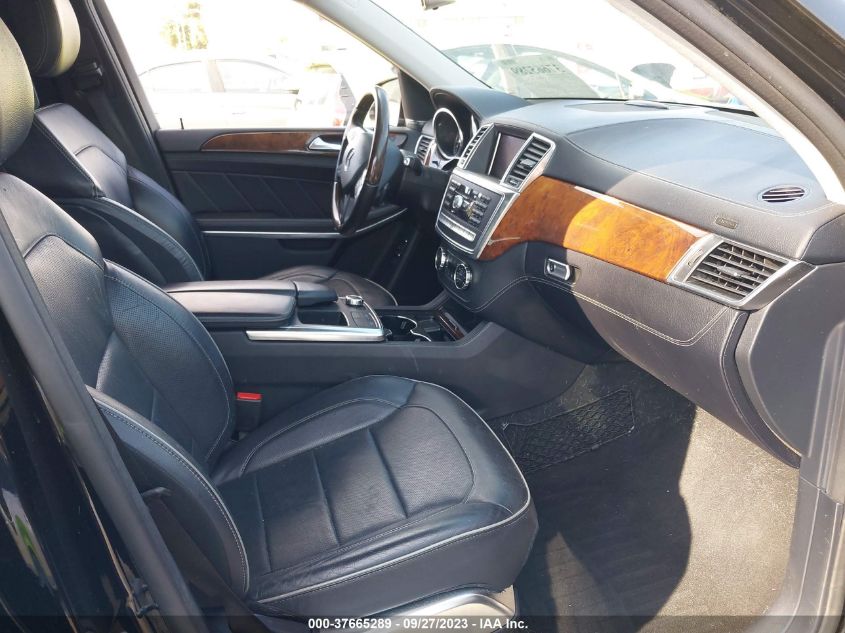 2013 MERCEDES-BENZ GL-CLASS GL 550 4JGDF7DEXDA178461