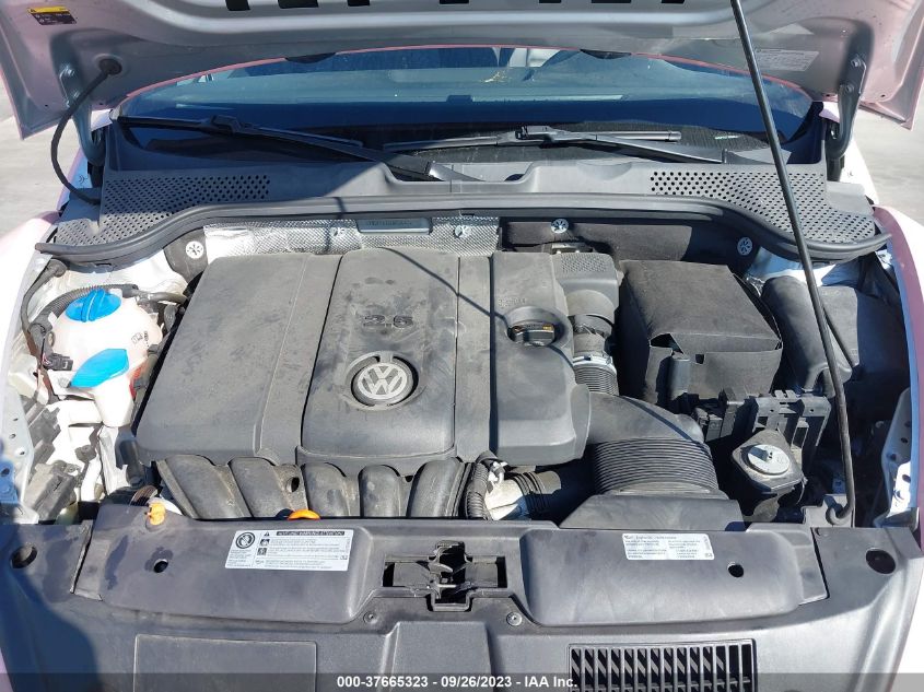2013 VOLKSWAGEN BEETLE CONVERTIBLE 2.5L 3VW5P7AT3DM820432
