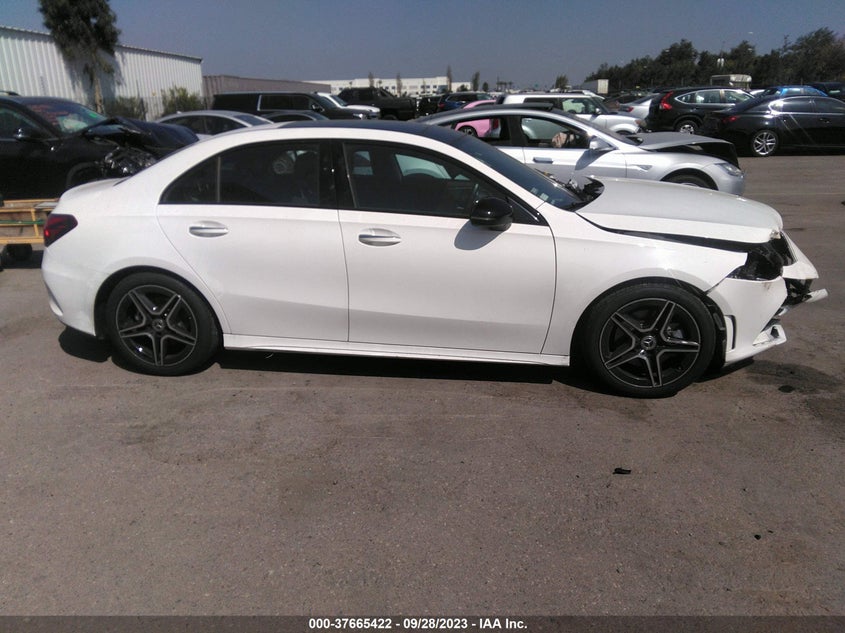 VIN W1K3G4EB8MJ296577 2021 MERCEDES-BENZ A-CLASS A 220