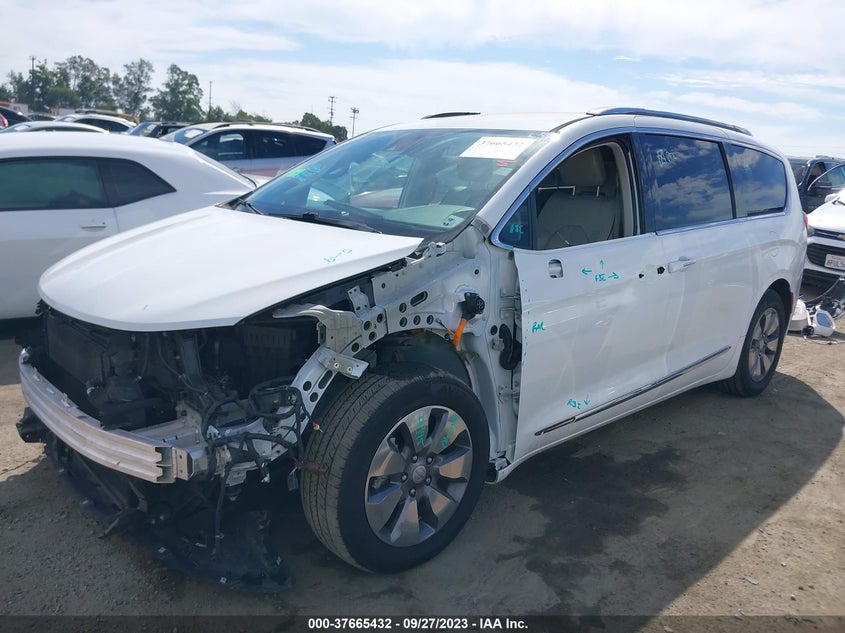 VIN 2C4RC1N77JR230409 2018 CHRYSLER PACIFICA HYBRID LIMITED