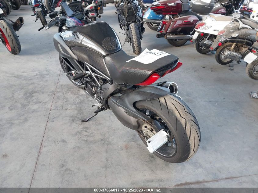 2011 DUCATI DIAVEL - ZDM13BLW0BB001104