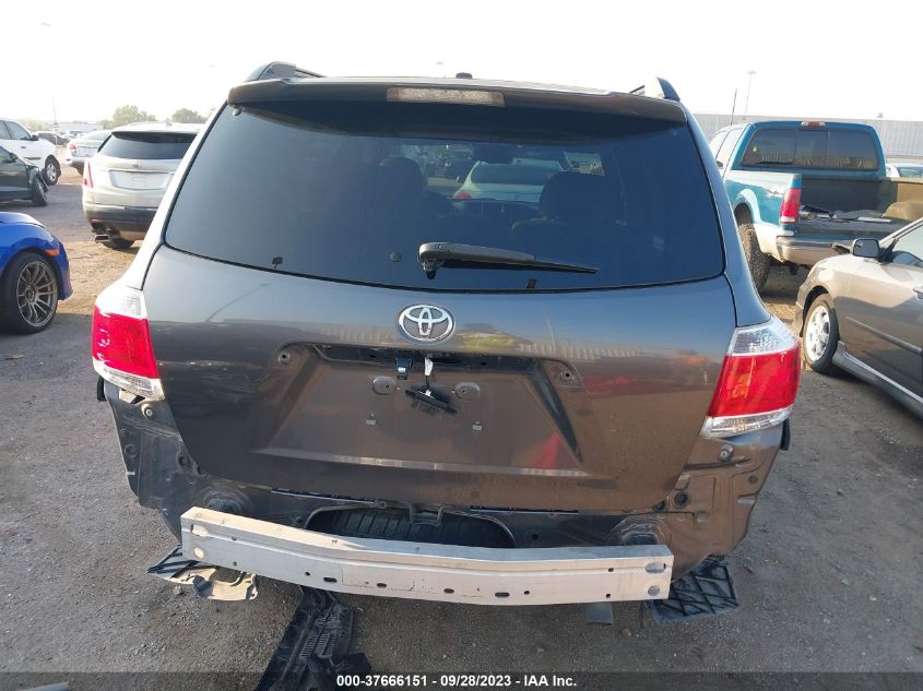 2013 TOYOTA HIGHLANDER - 5TDZK3EH6DS117344