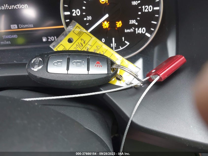 VIN 5N1AT3AA5MC674570 2021 NISSAN ROGUE S