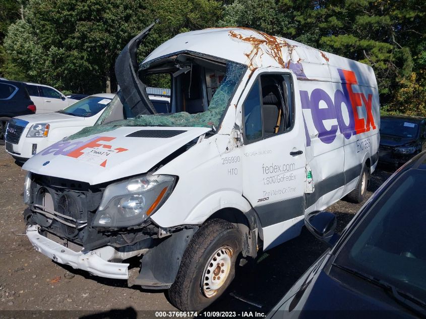 2015 MERCEDES-BENZ SPRINTER CARGO VANS WD3PE8DB5FP132921