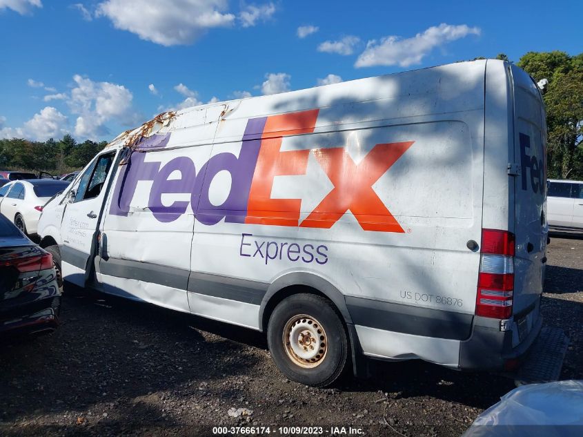2015 MERCEDES-BENZ SPRINTER CARGO VANS WD3PE8DB5FP132921